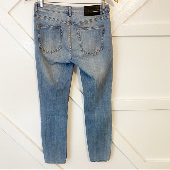 BLK DNM Skinny Slim Fit Distressed Denim Jeans Light Wash Sz 27/30 - Picture 3 of 11